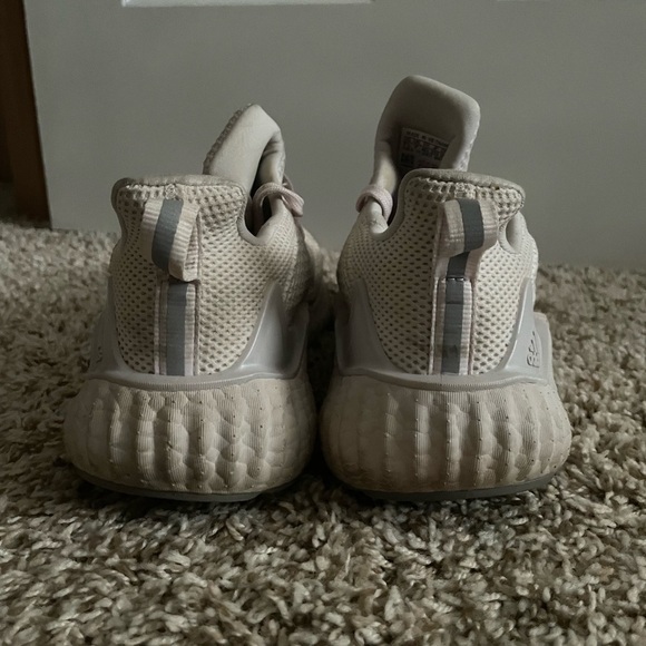 Adidas AlphaBoost in Orchid Tint Size 7.5 - Picture 10 of 14